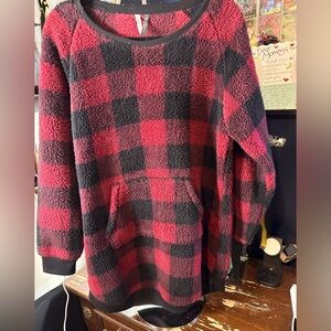 Jacklyn Intimates by Jacklyn Smith Red and black Sherpa exterior sweater.